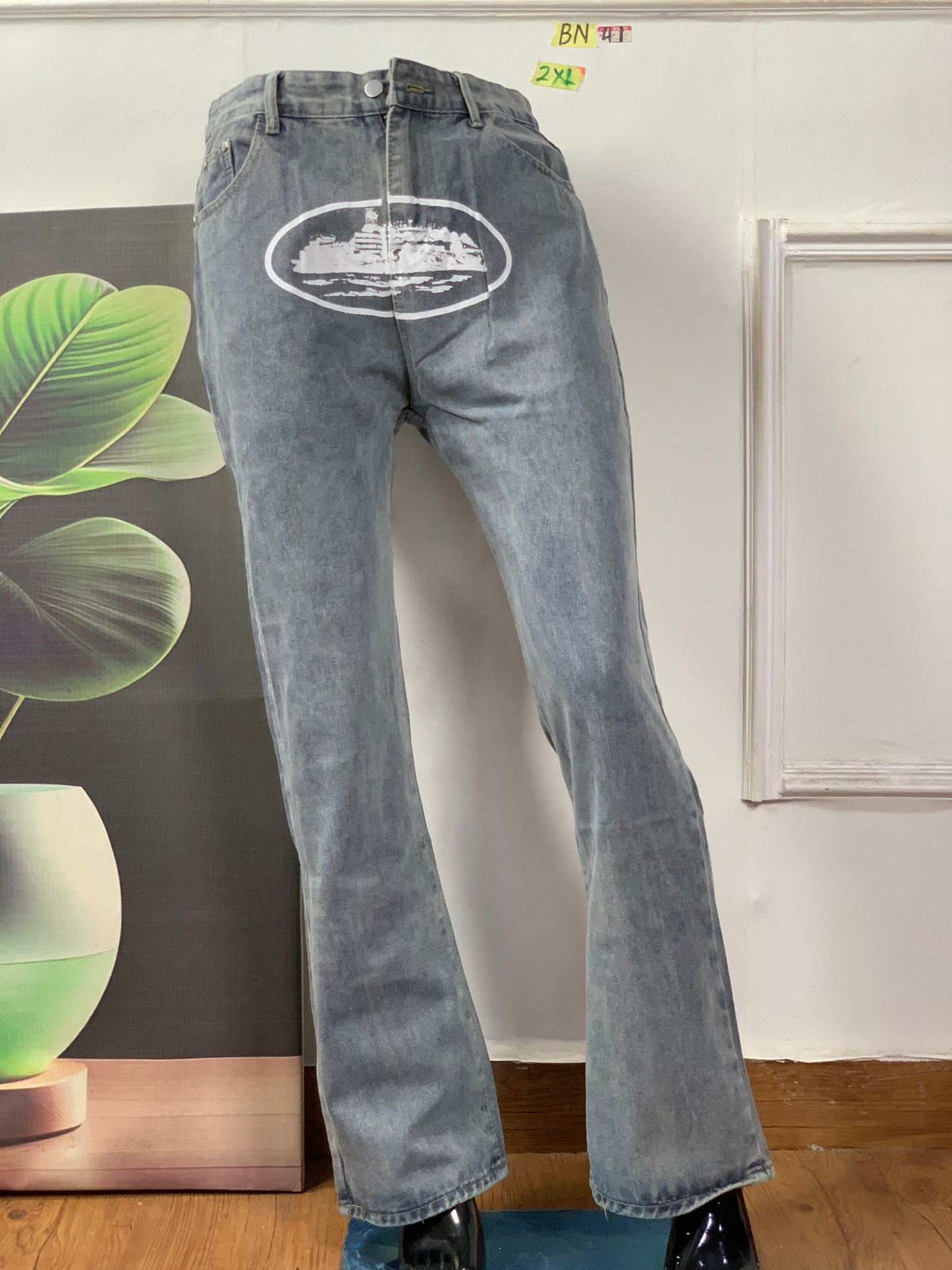 UK SIZE (2-X-LARGE) Brand new41 (Denim)