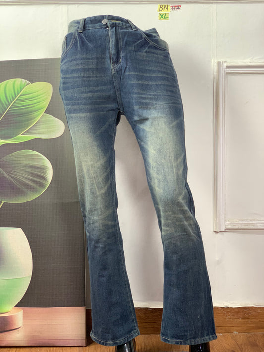 UK SIZE (X-LARGE) Brand new42 (Denim)