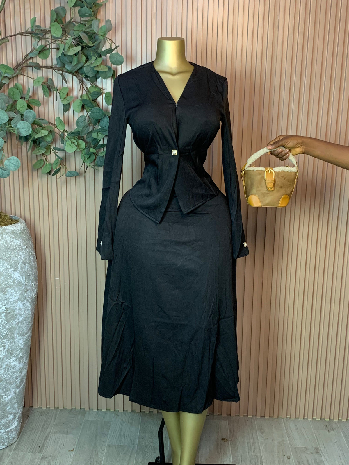 SIZE8&14 BLACK TWO PIECE SET(Skirt)