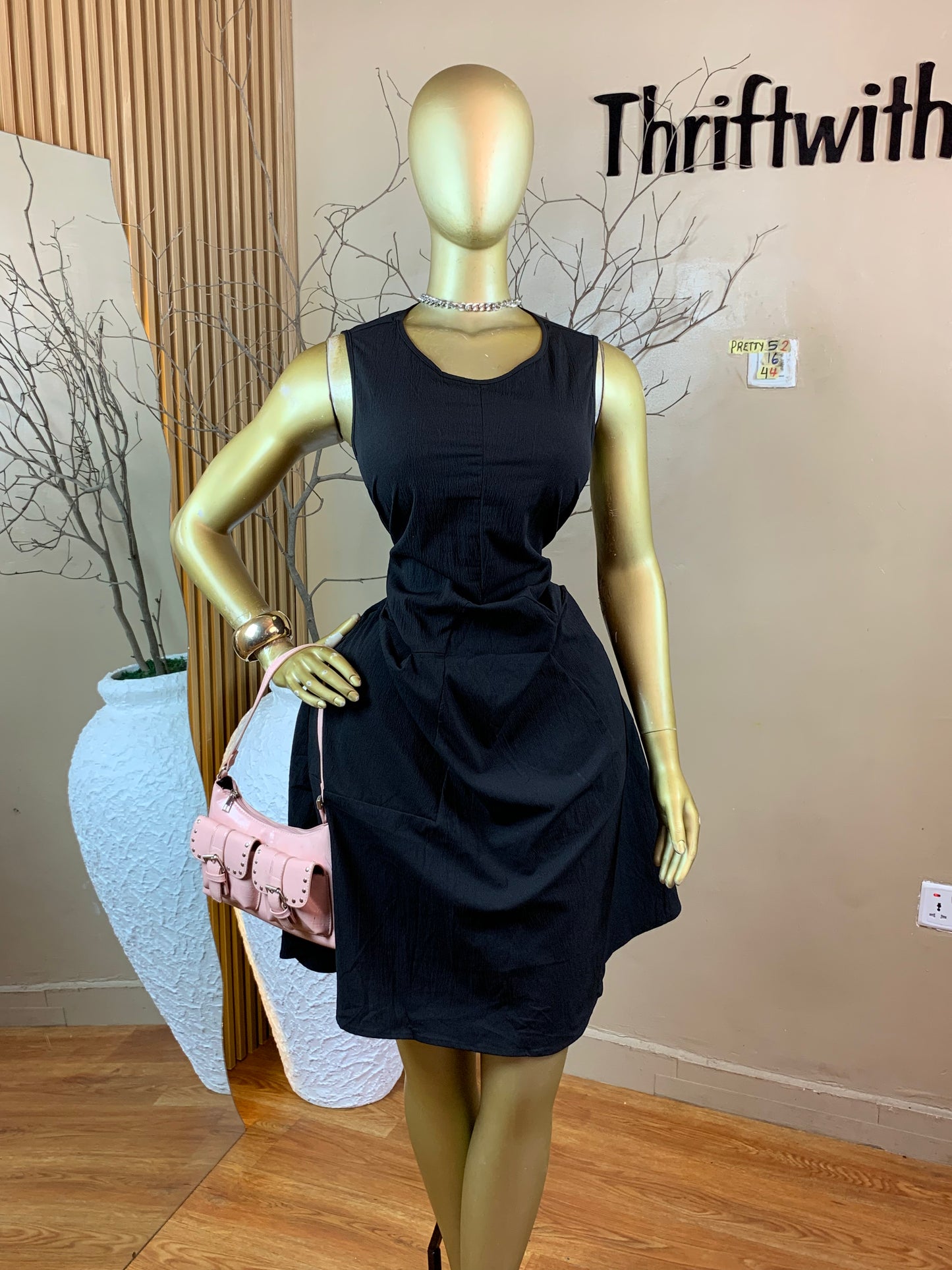 SIZE16 PRETTY52 Length44