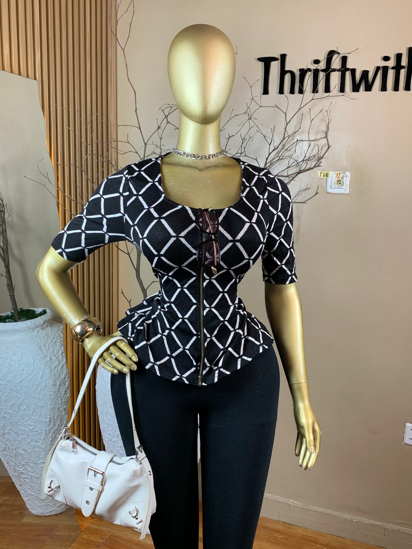 SIZE12 TEE11(Top only)