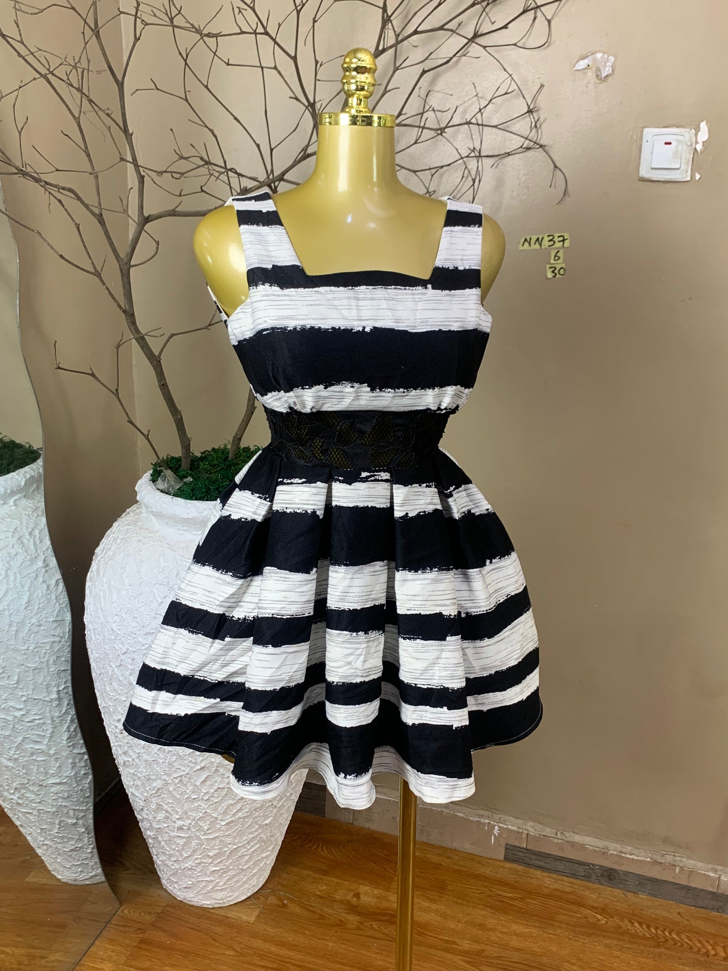 SIZE6 NN37 Length30