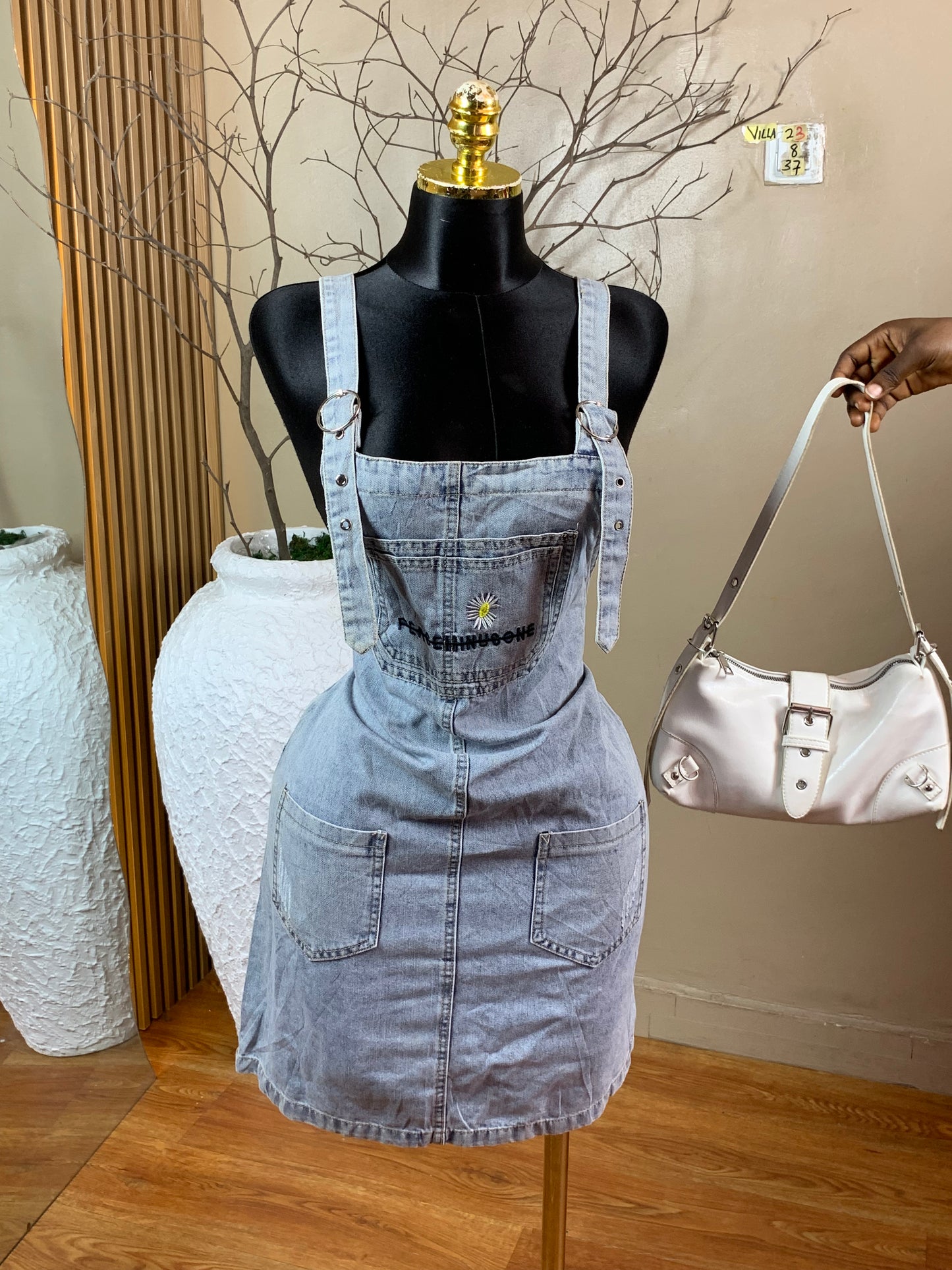 SIZE8 VILLA23 Length37