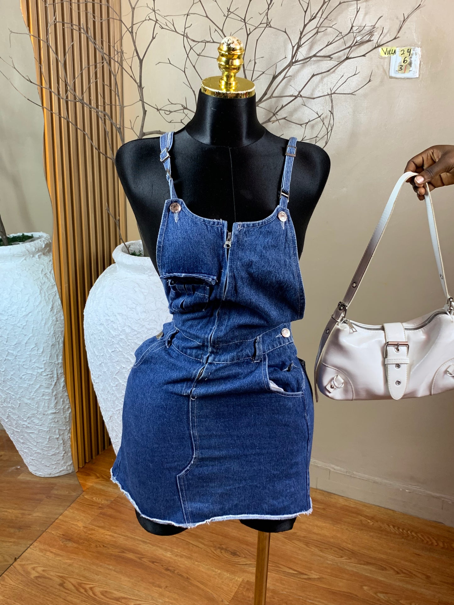 SIZE6 VILLA24 Length31