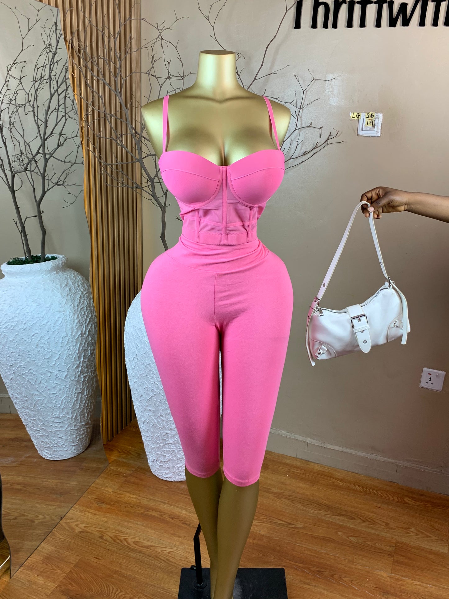 SIZE14 LG26(Capri only)