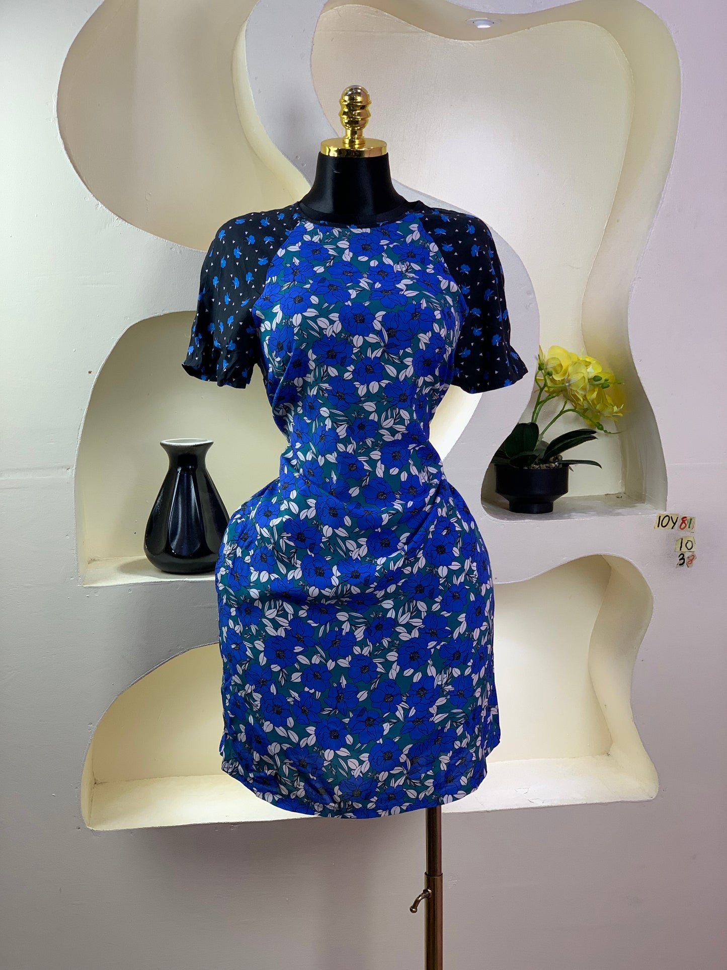 SIZE8 10Y81 Length38