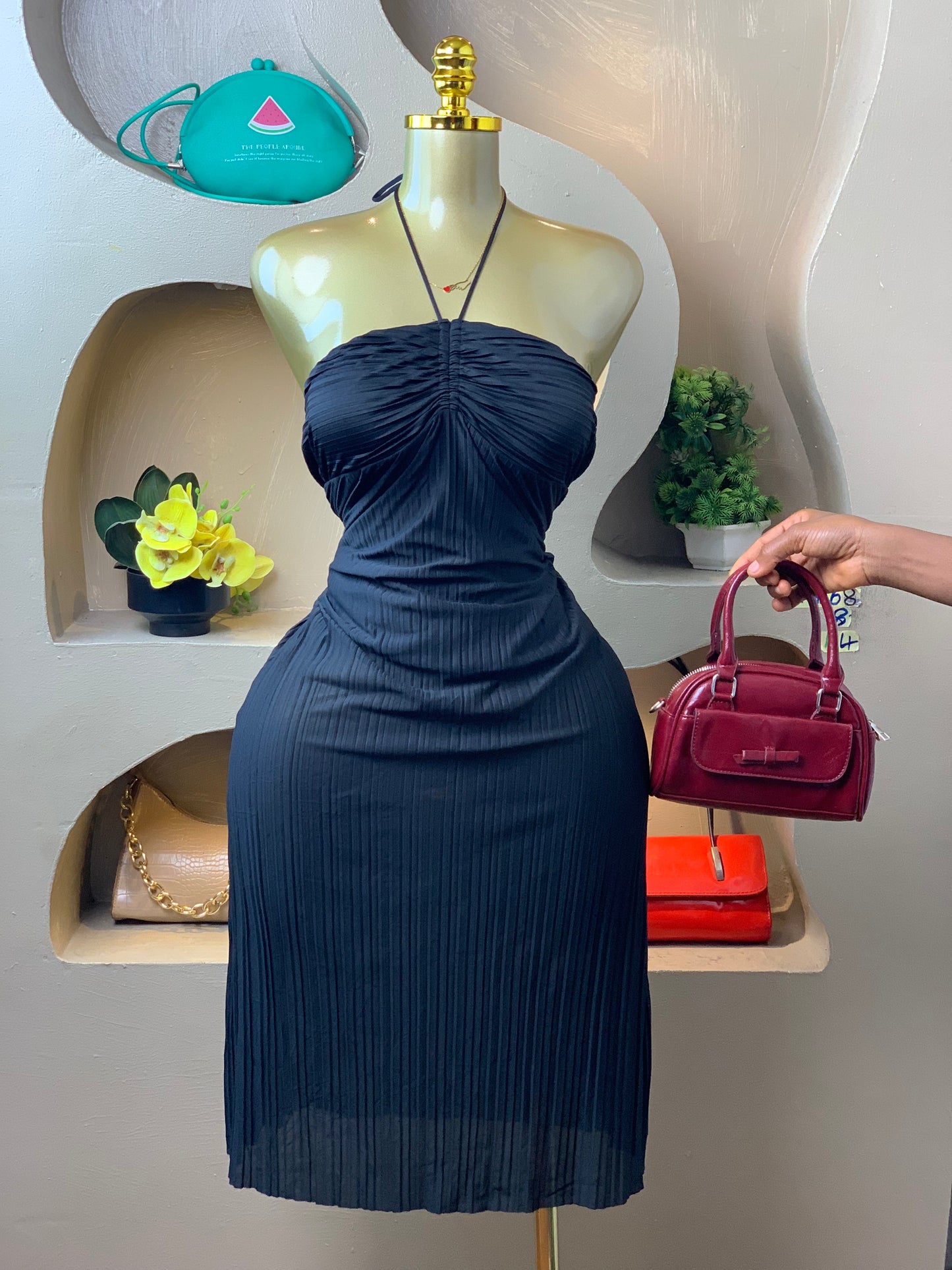 SIZE8 MUAH68 Length44 (black)