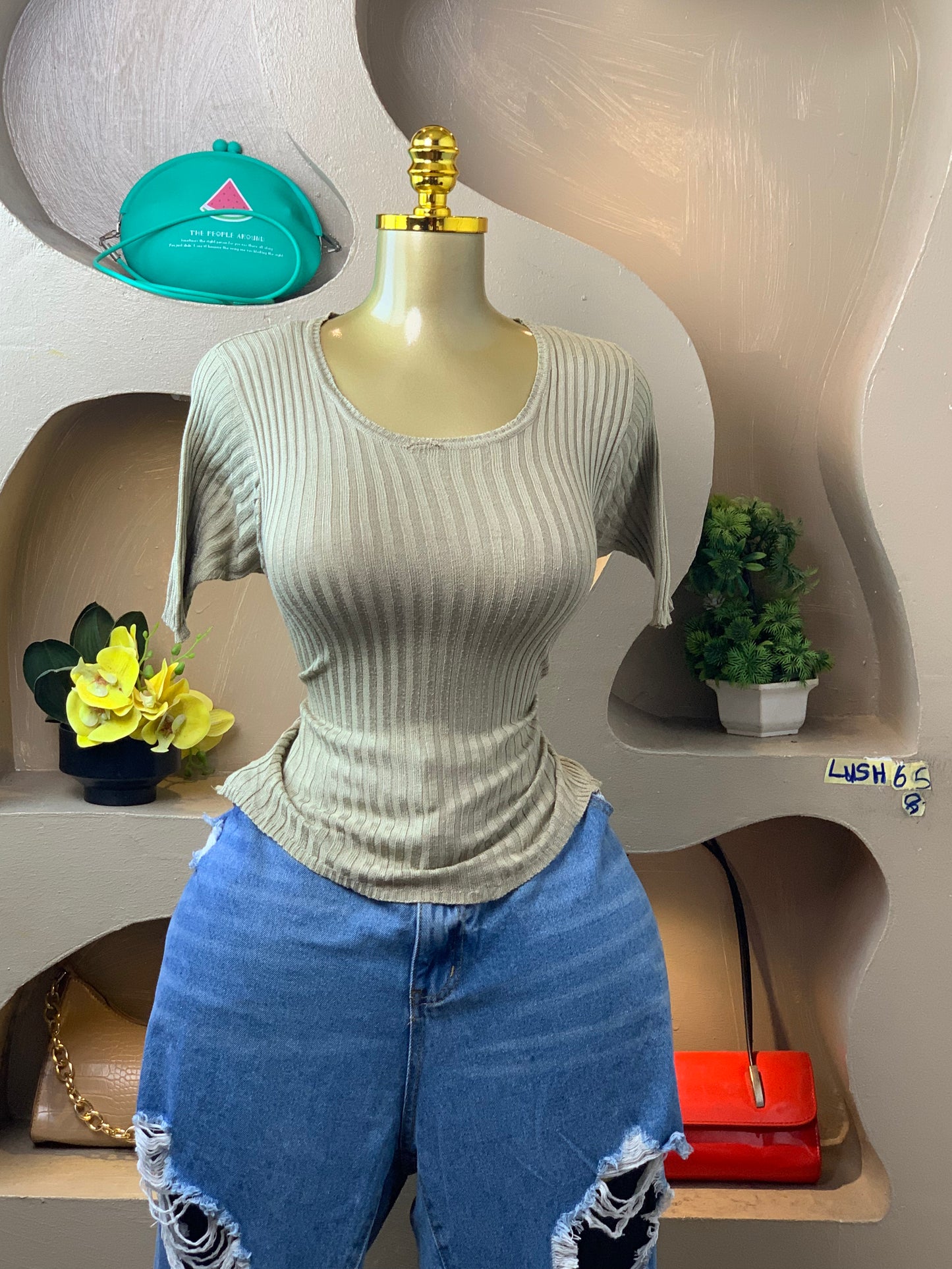 SIZE8 LUSH65