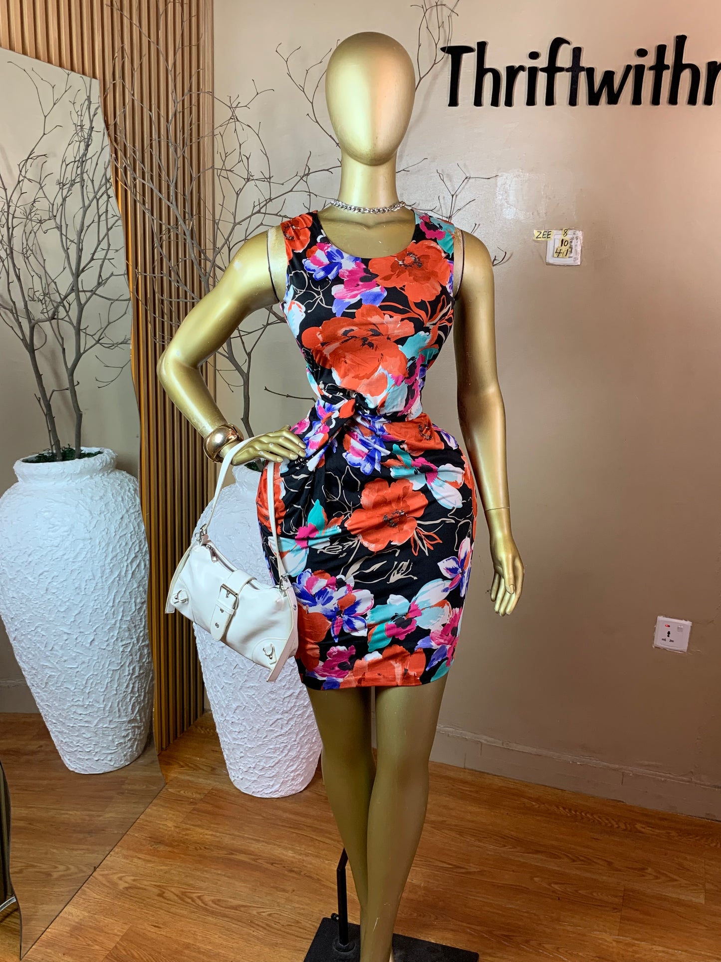 ZEE8 FLORAL DRESS SIZE10 Length41