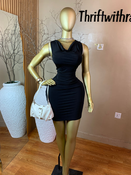 ZEE11 BLACK DRESS SIZE10 Length41