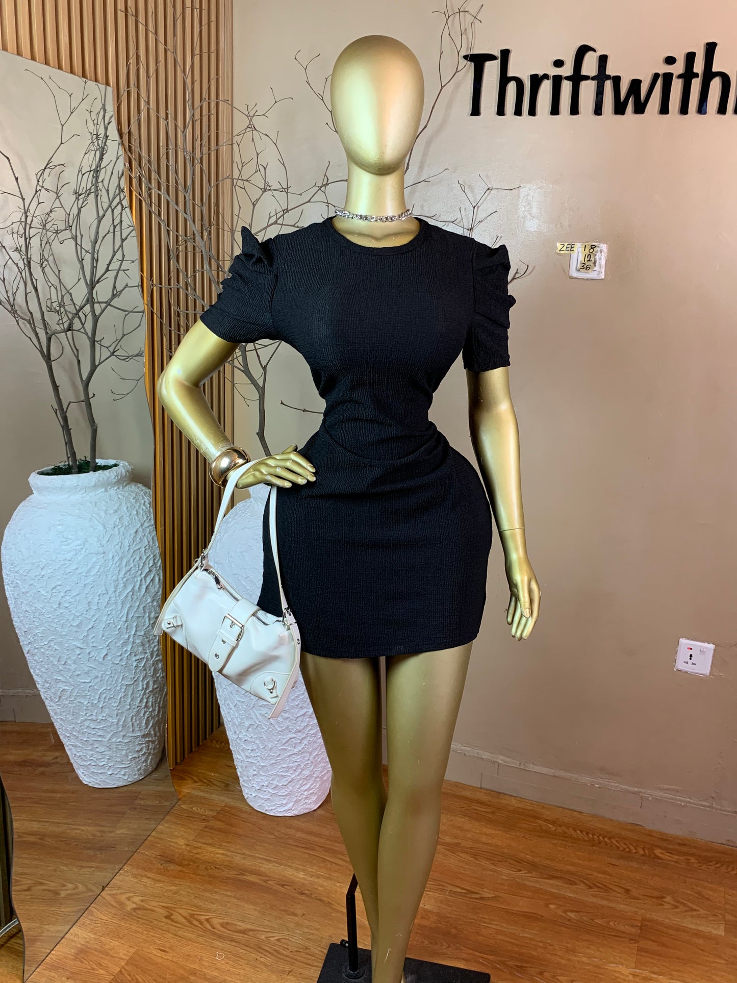 ZEE18 BLACK DRESS SIZE12 Length36