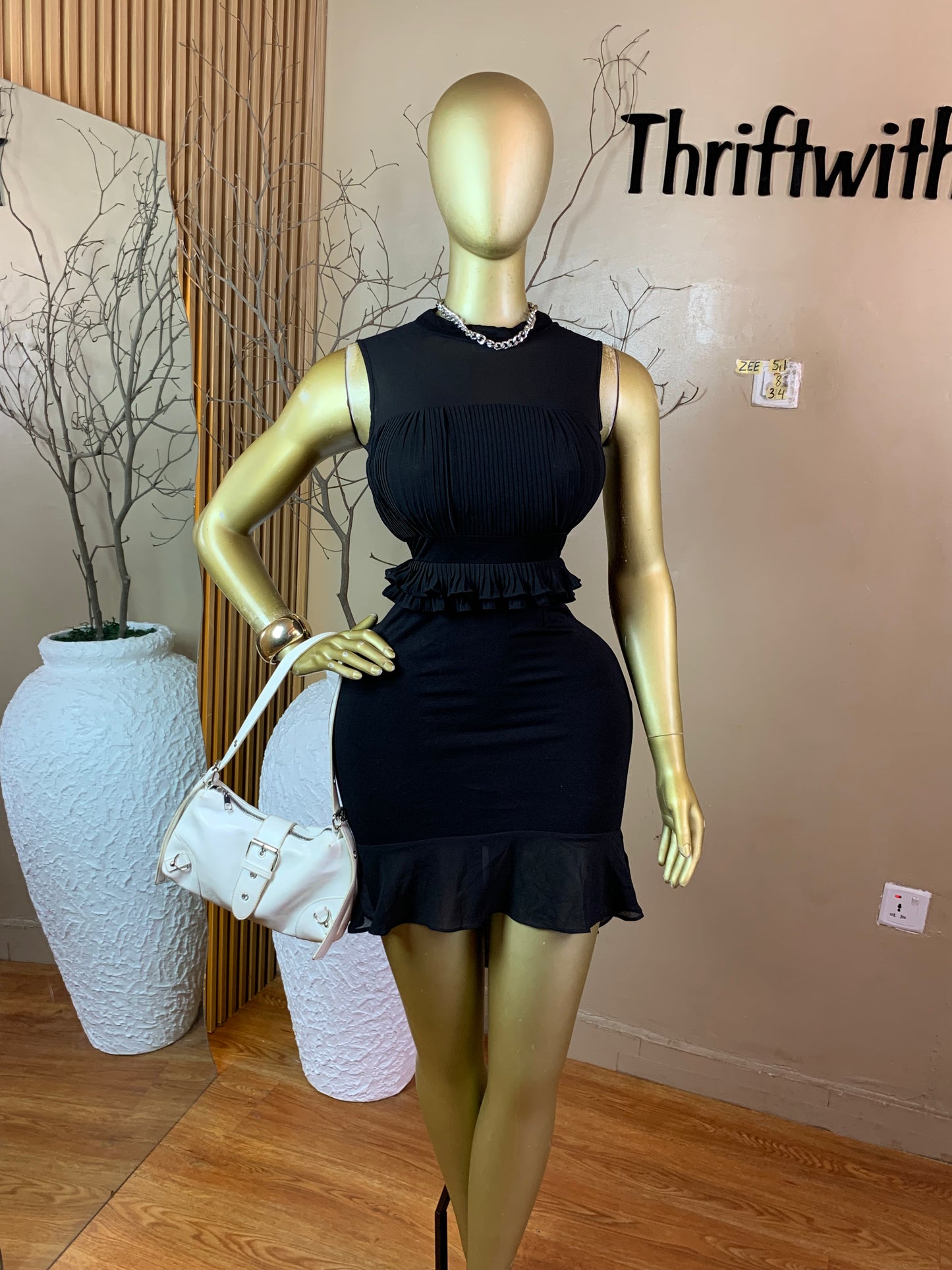 ZEE51 BLACK DRESS CORPORATE SIZE8 Length34