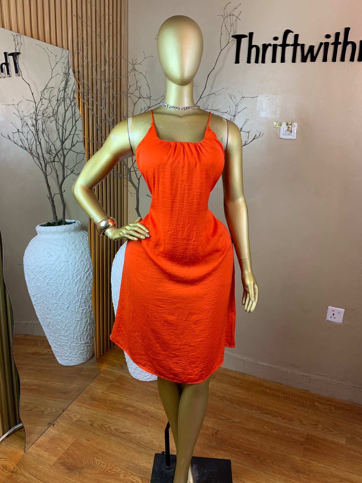ZEE62 ORANGE DRESS SIZE8(Free dress)