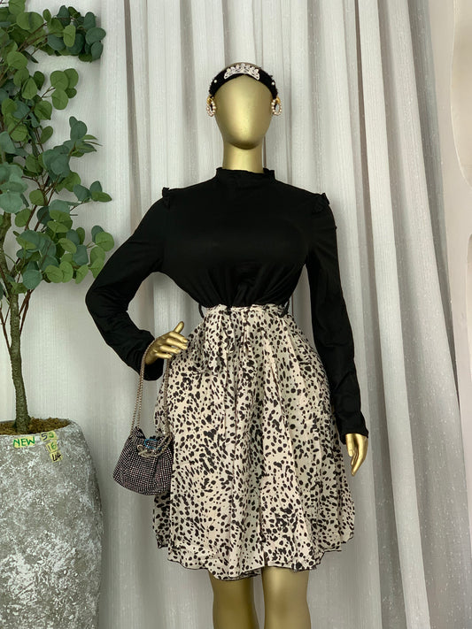 SIZE16 NEW50 Length44