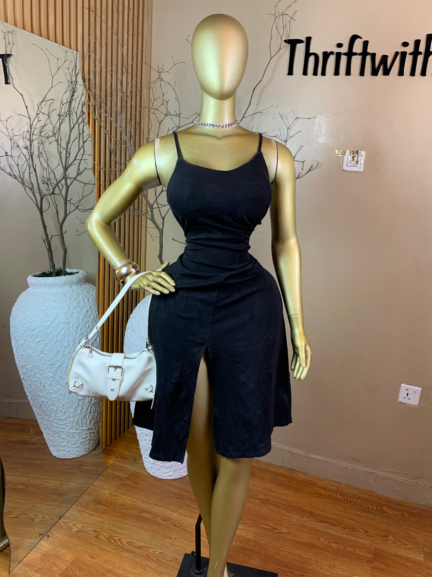 ZEE139 BLACK DRESS SIZE8