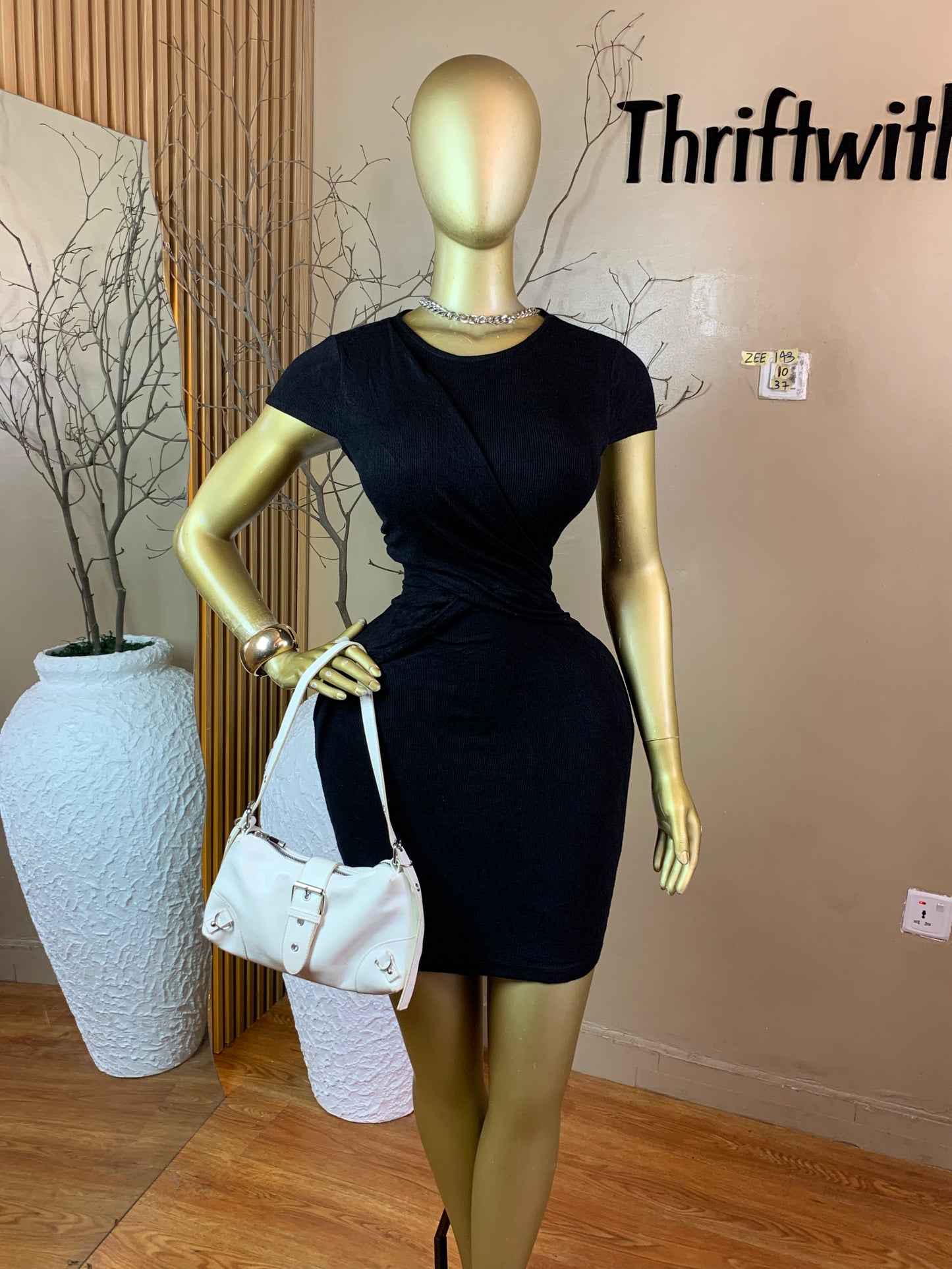 ZEE143 BLACK DRESS SIZE10