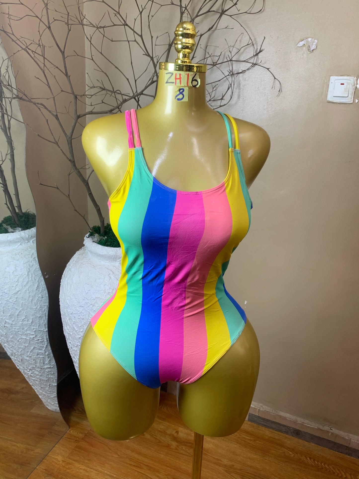 SIZE8 ZH16