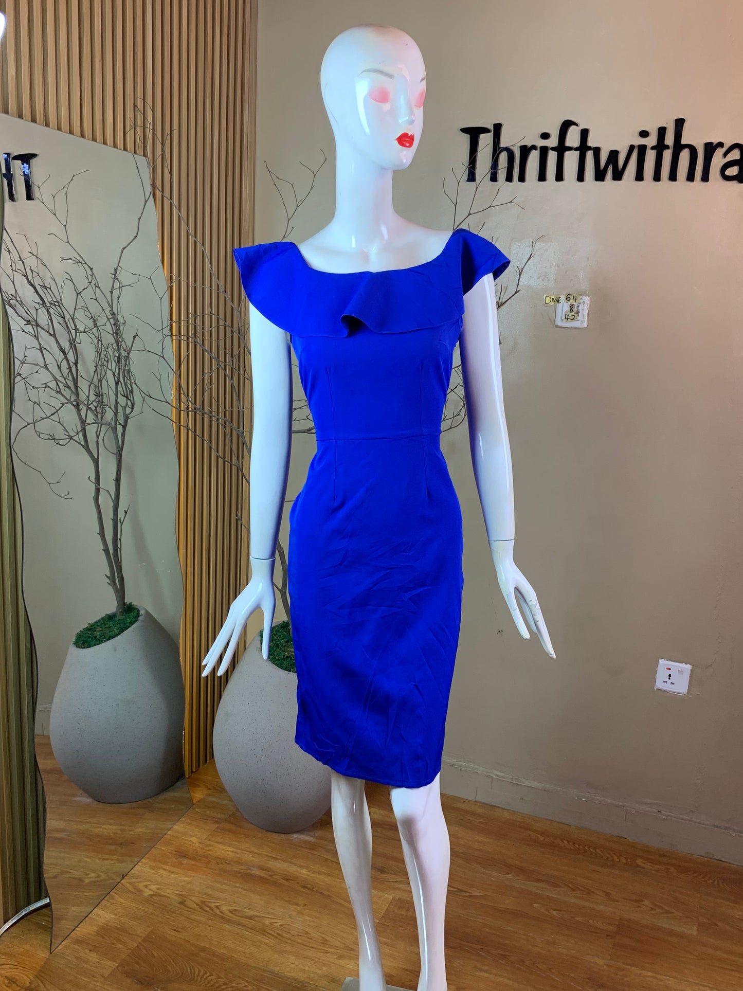 DAVE64 BLUE CORPORATE DRESS SIZE8 Length42