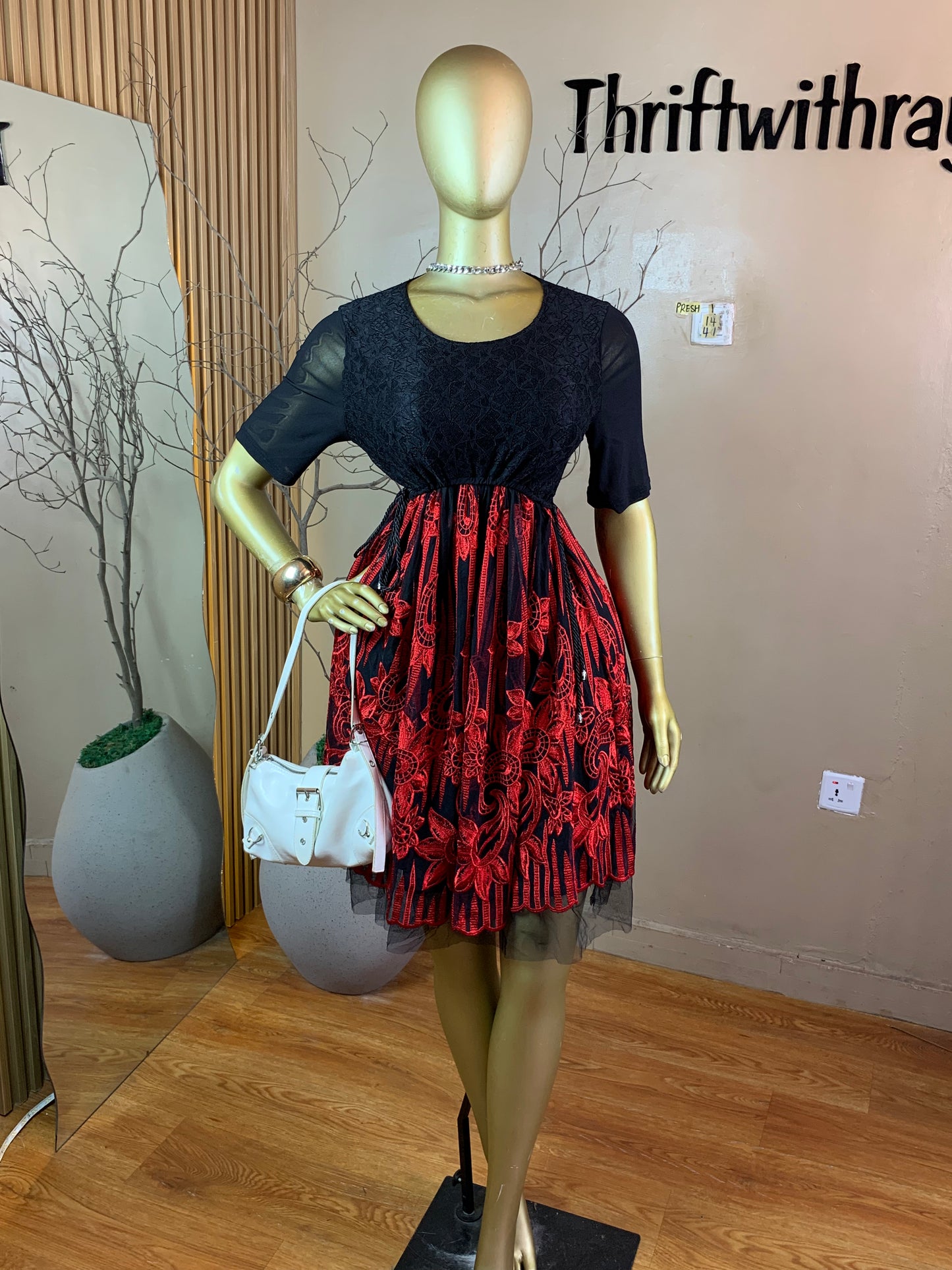 PRESH1 RED&BLACK DRESS SIZE14 Length41