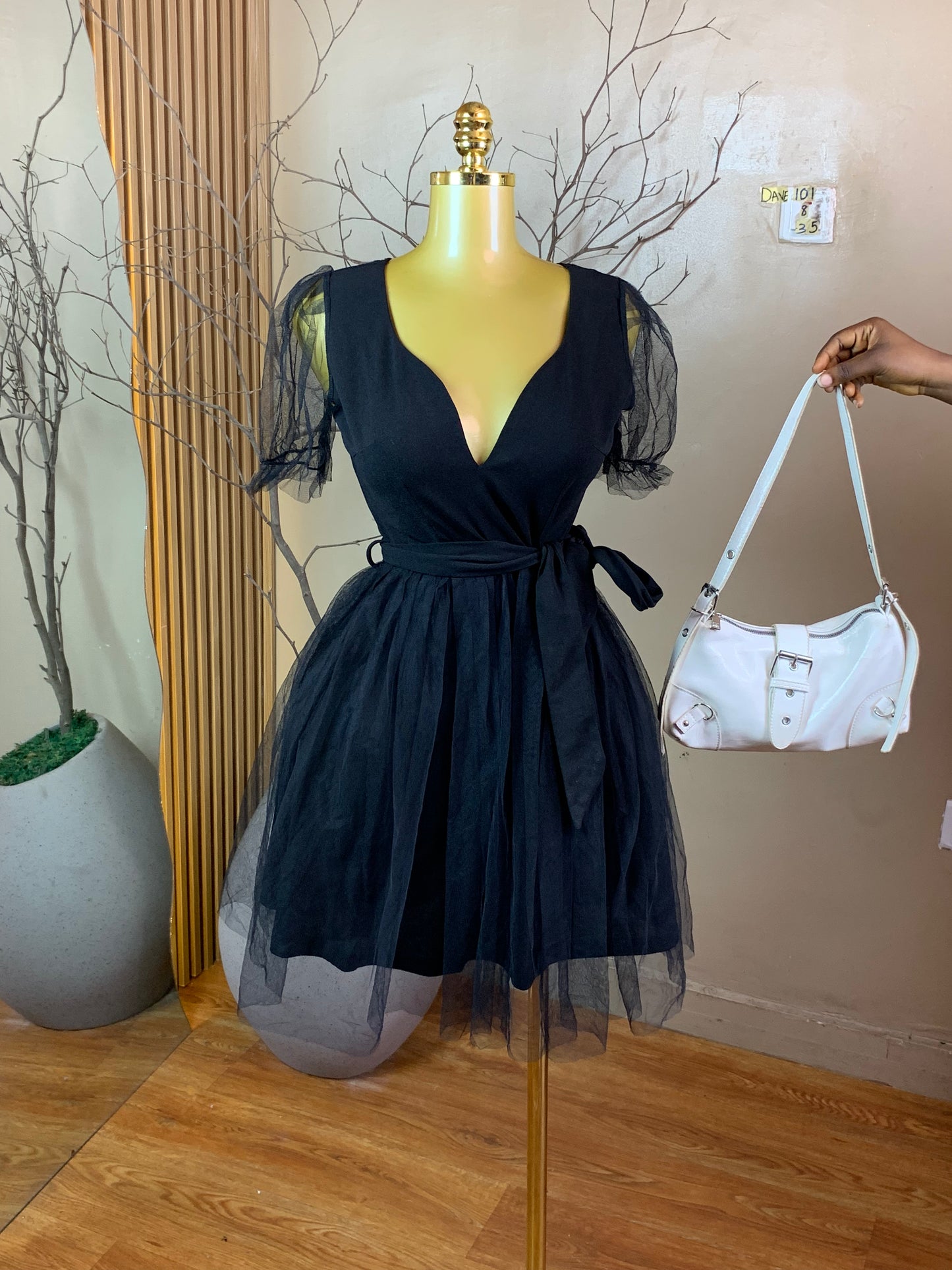 DAVE101 BLACK DRESS SIZE8 Length35