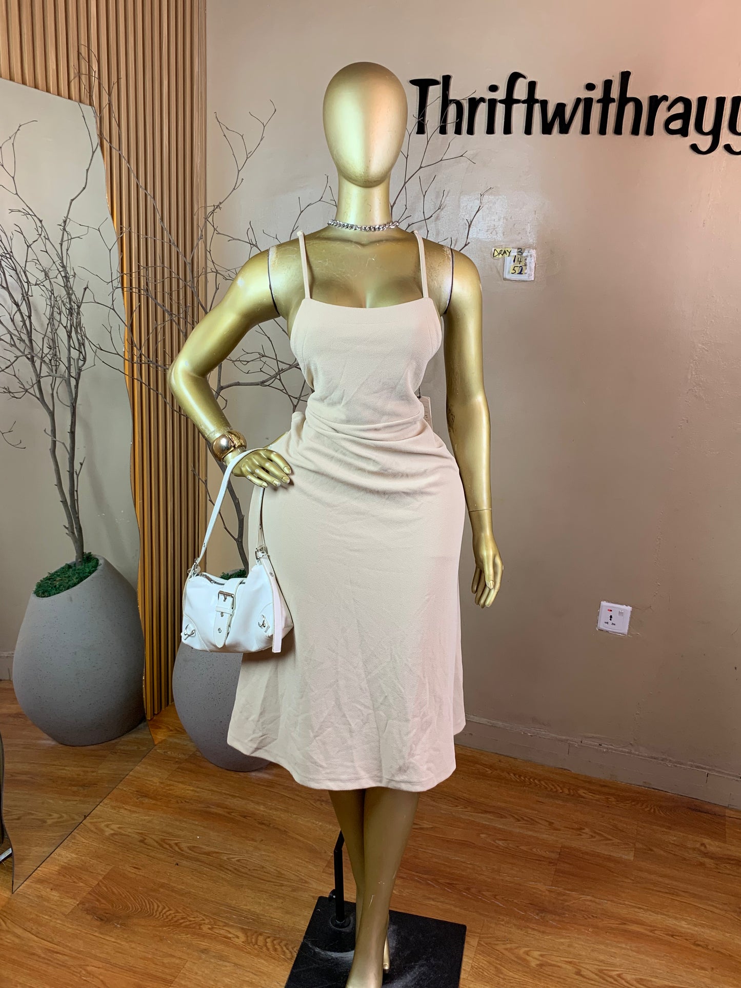 SIZE14 DRAY3 NUDE DRESS Length52