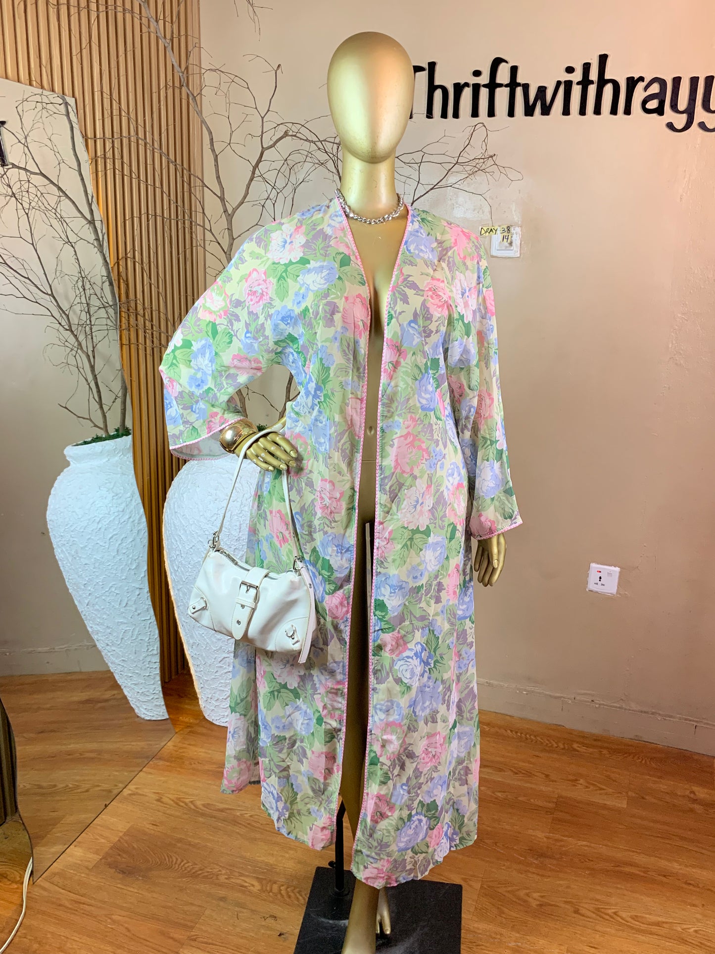 SIZE14 DRAY38 FLORAL KIMONO