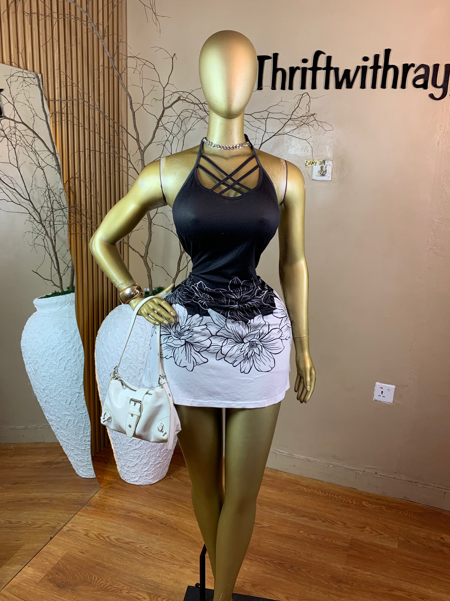 SIZE8 DRAY39 WHITE&BLACK DRESS Length36(Little stain)