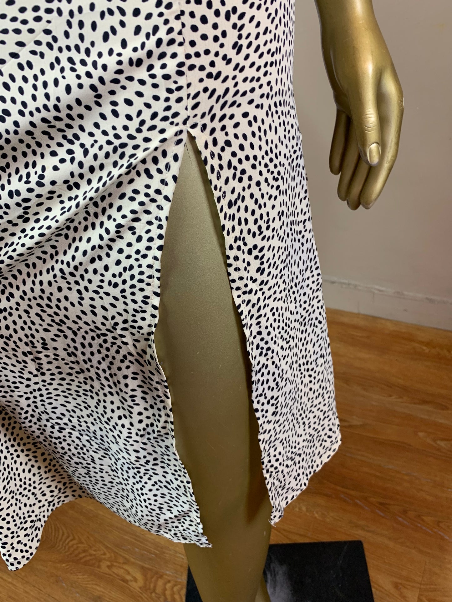 SIZE8 MSH87 CREAM SKIRT ONLY Length36