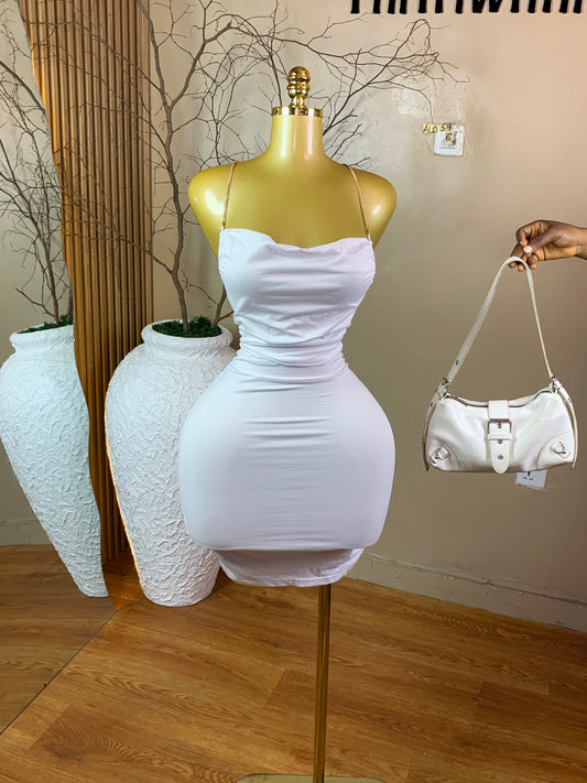 SIZE6 ALO59 WHITE DRESS Length34