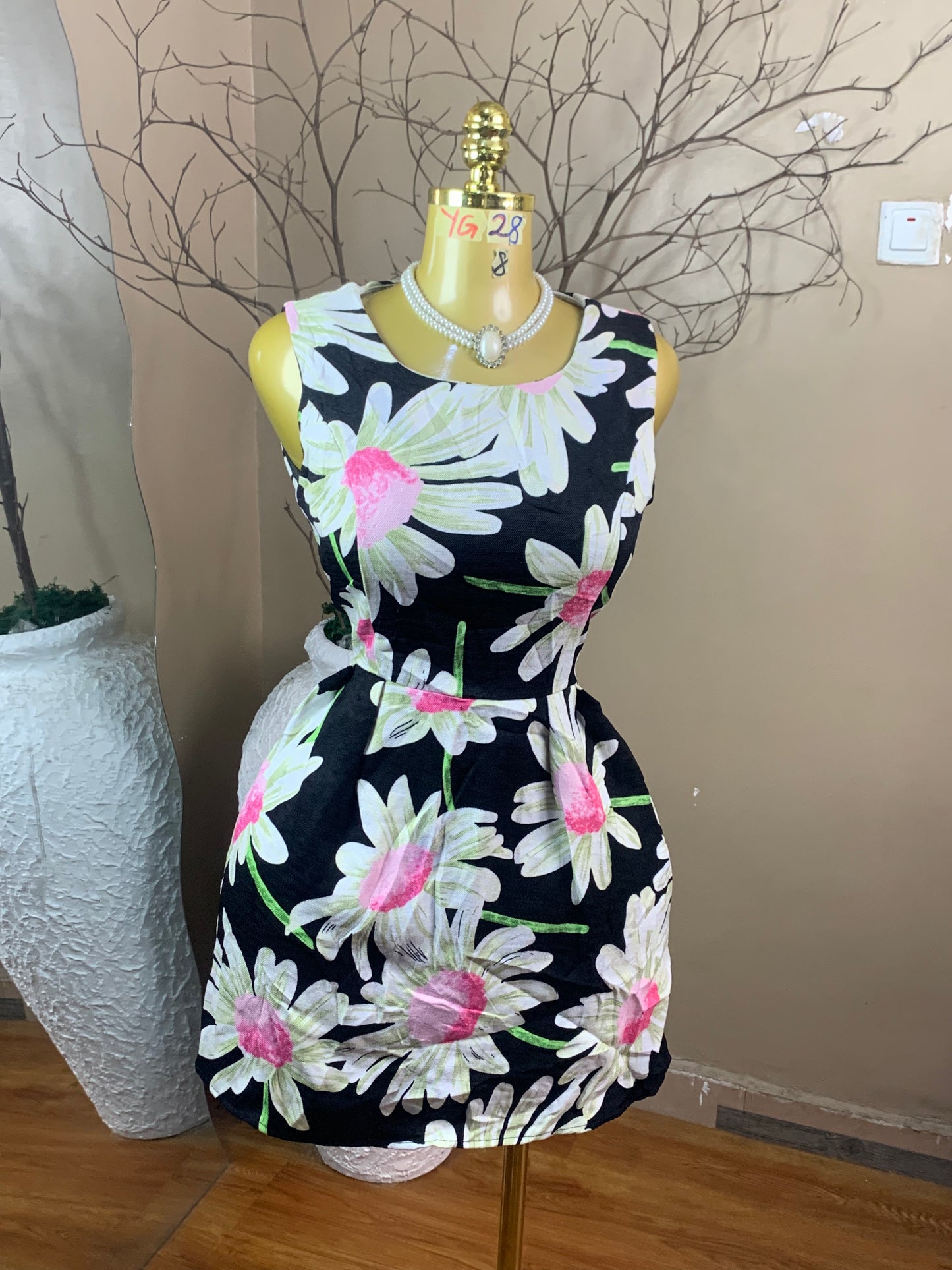 SIZE6 YG28