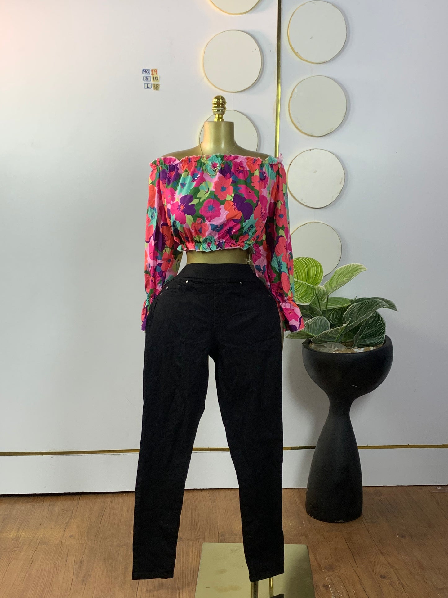 SIZE10 9O19 Length38 (Jean only)