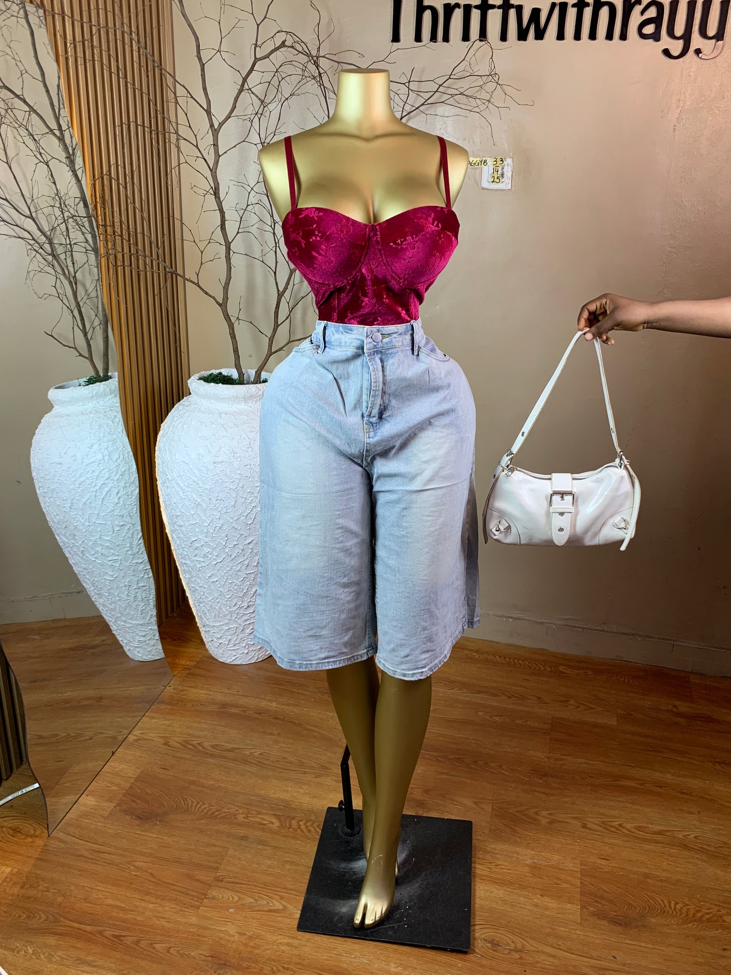 SIZE10,12&14 BAGGYB33 Jort only