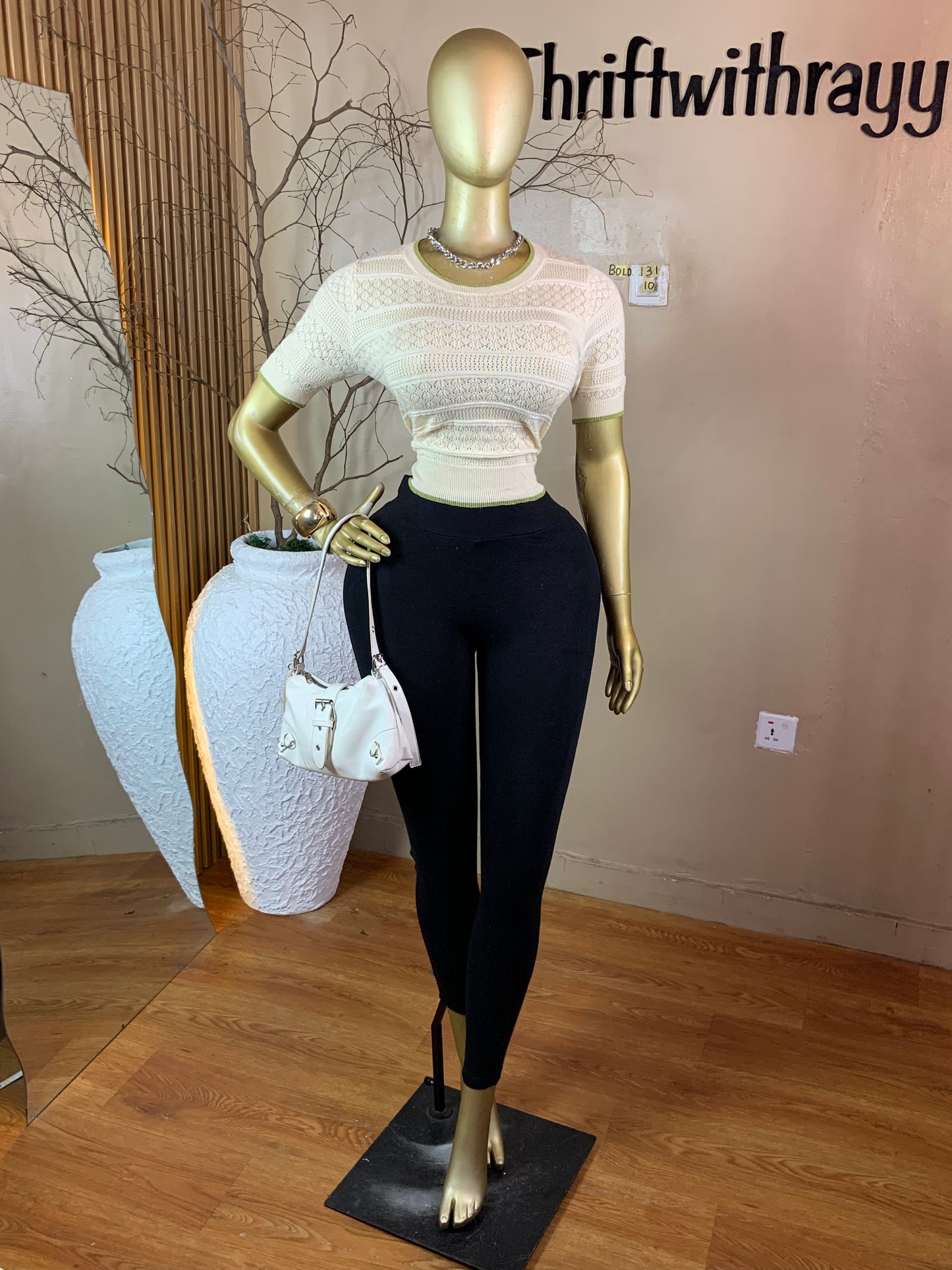 SIZE10 BOLD131 Cream knit top