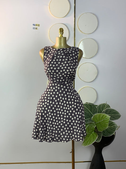 SIZE8 9Q101