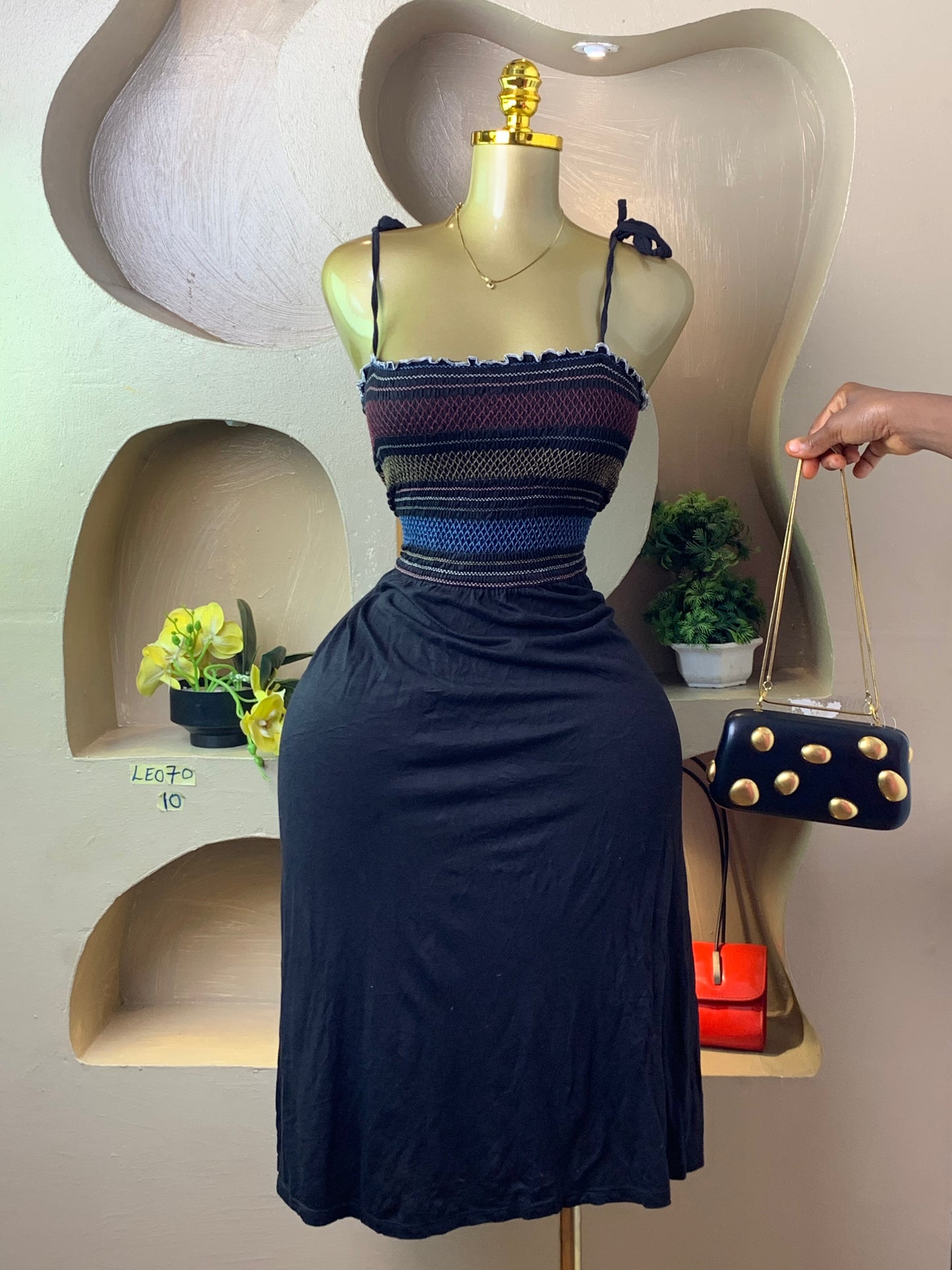 LEO70 BLACK DRESS SIZE10