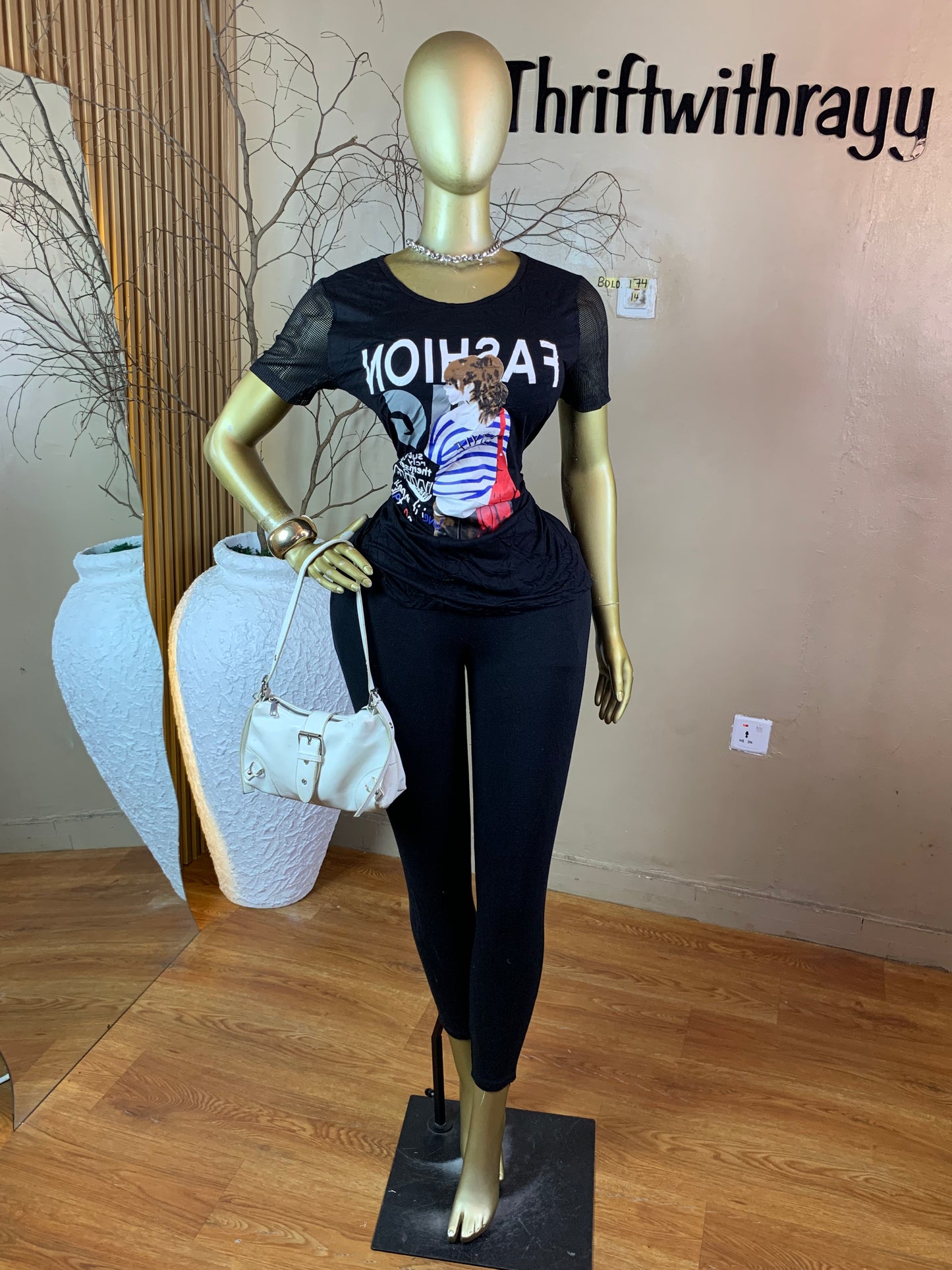 BOLD174 SIZE14 black top