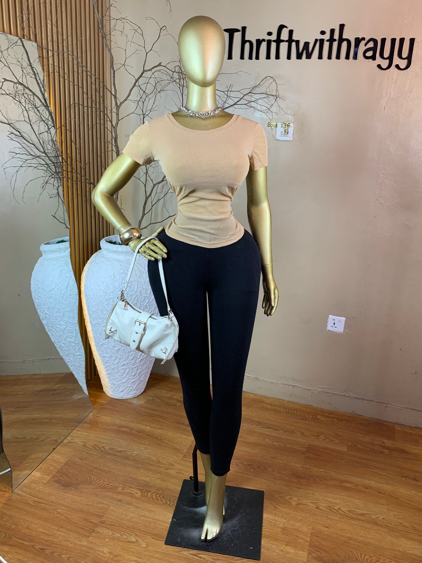 BOLD176 SIZE8 nude top