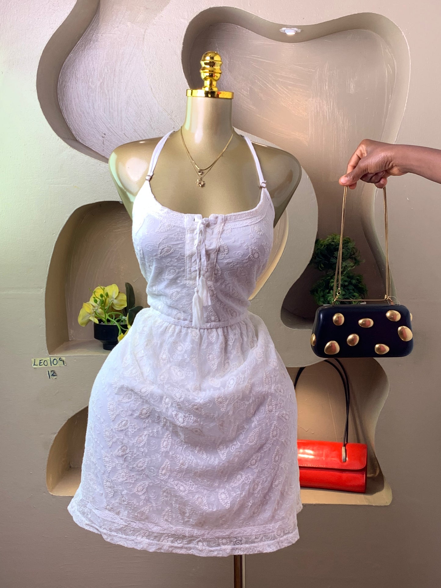 LEO109 WHITE DRESS SIZE12