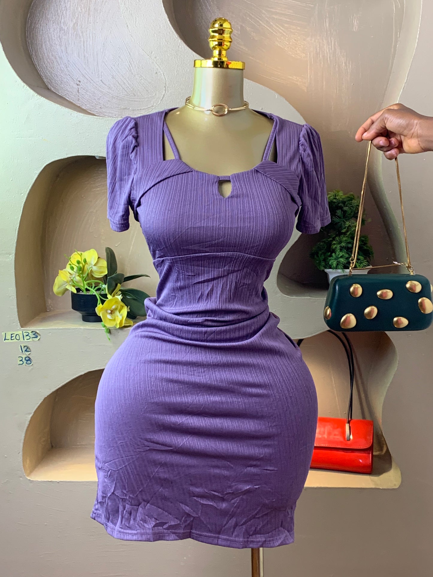 LEO133 PURPLE DRESS SIZE12 Length38