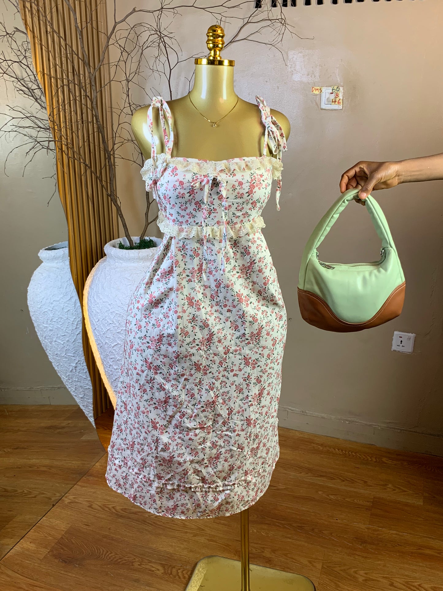 DAMSEL60 SIZE8 Length46 floral dress
