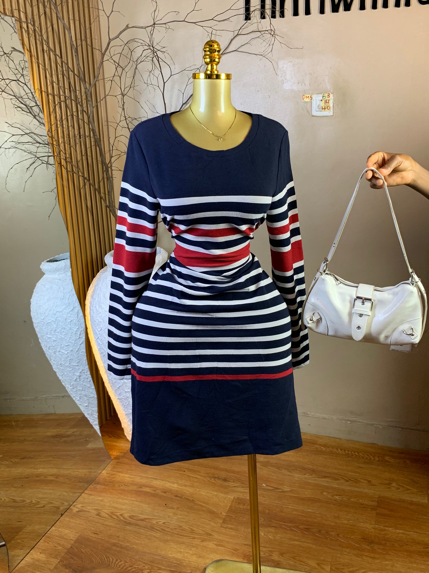 DAMSEL63 SIZE14 Length40