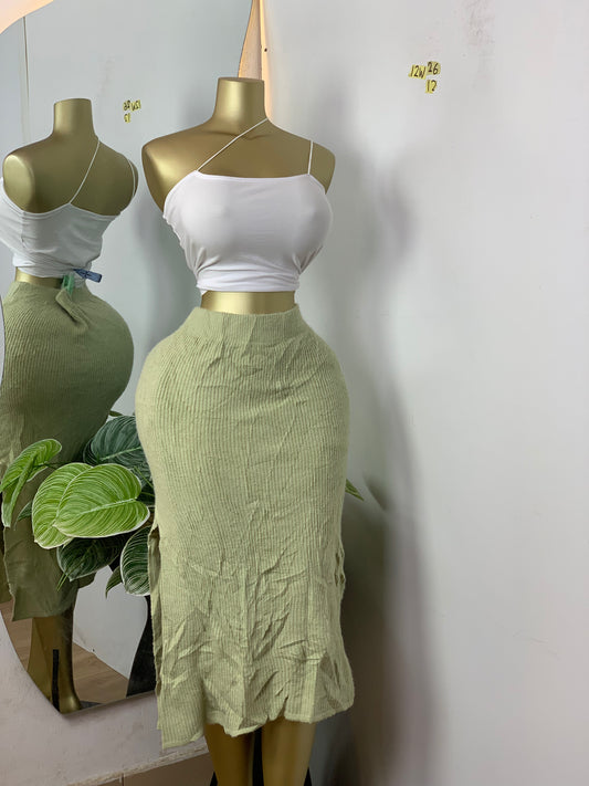 SIZE12 12W26 (skirt only)