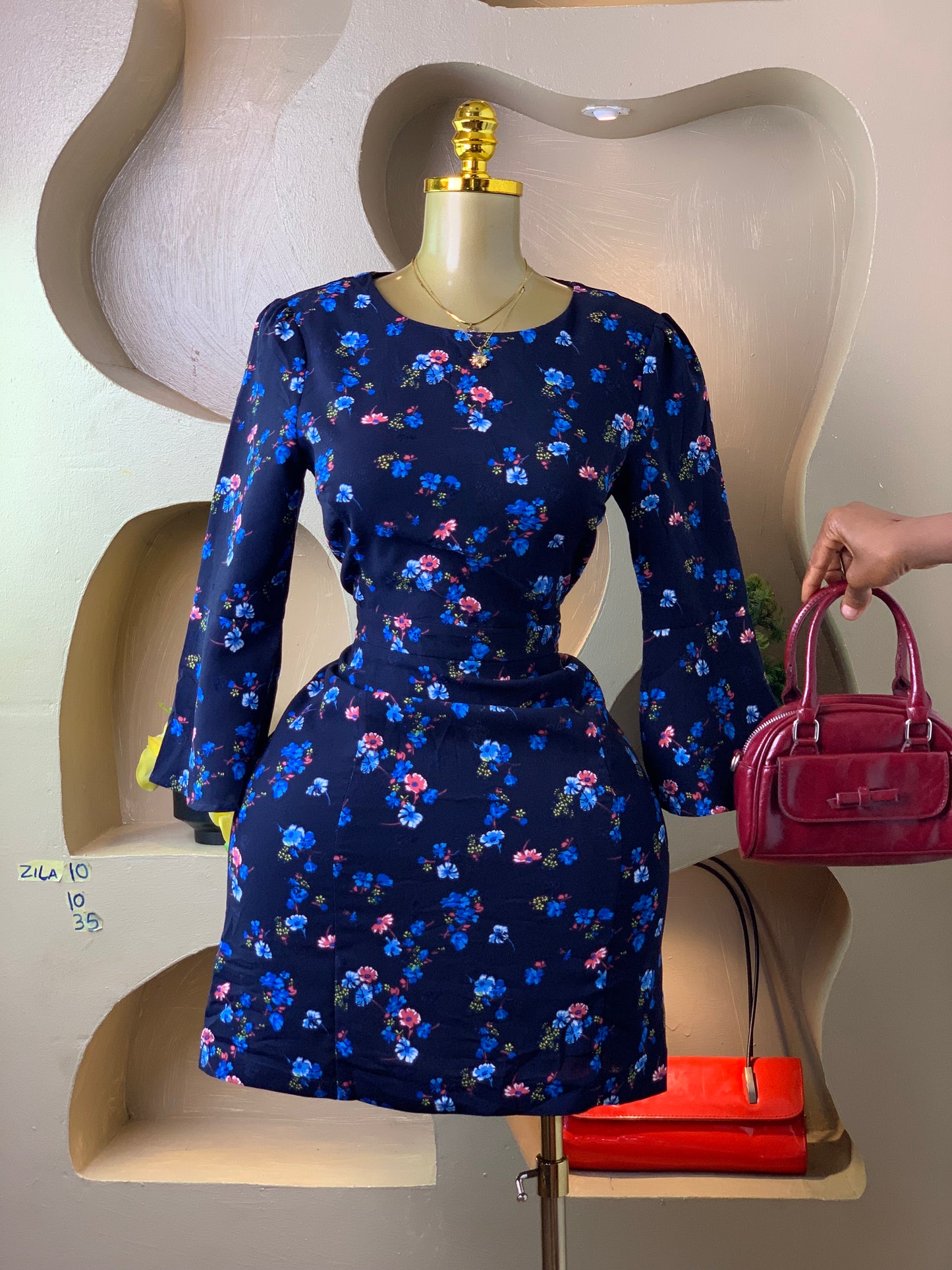 ZILA10 BLUE FLORAL DRESS SIZE10 Length35