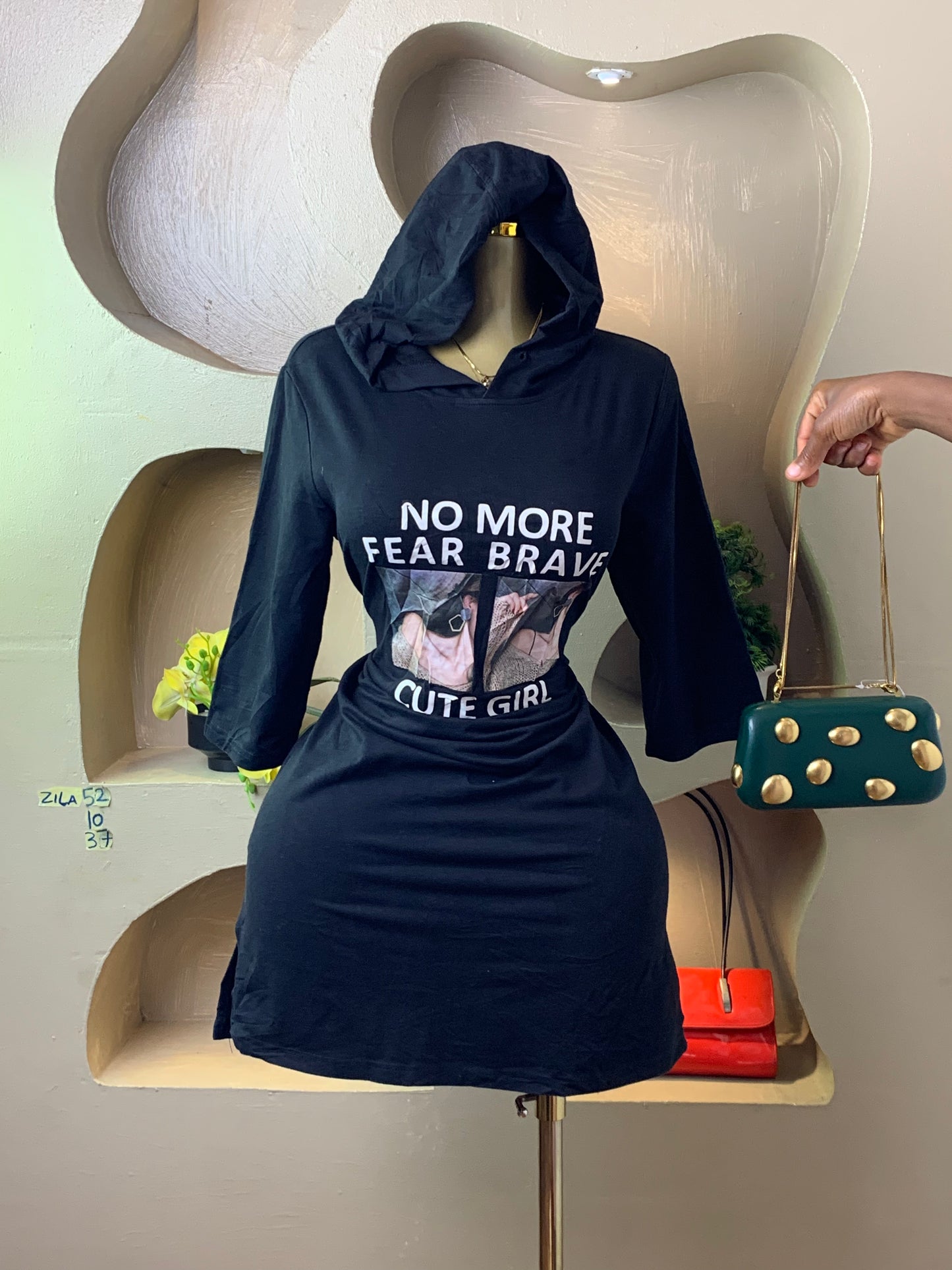 ZILA52 BLACK DRESS SIZE10 Length37