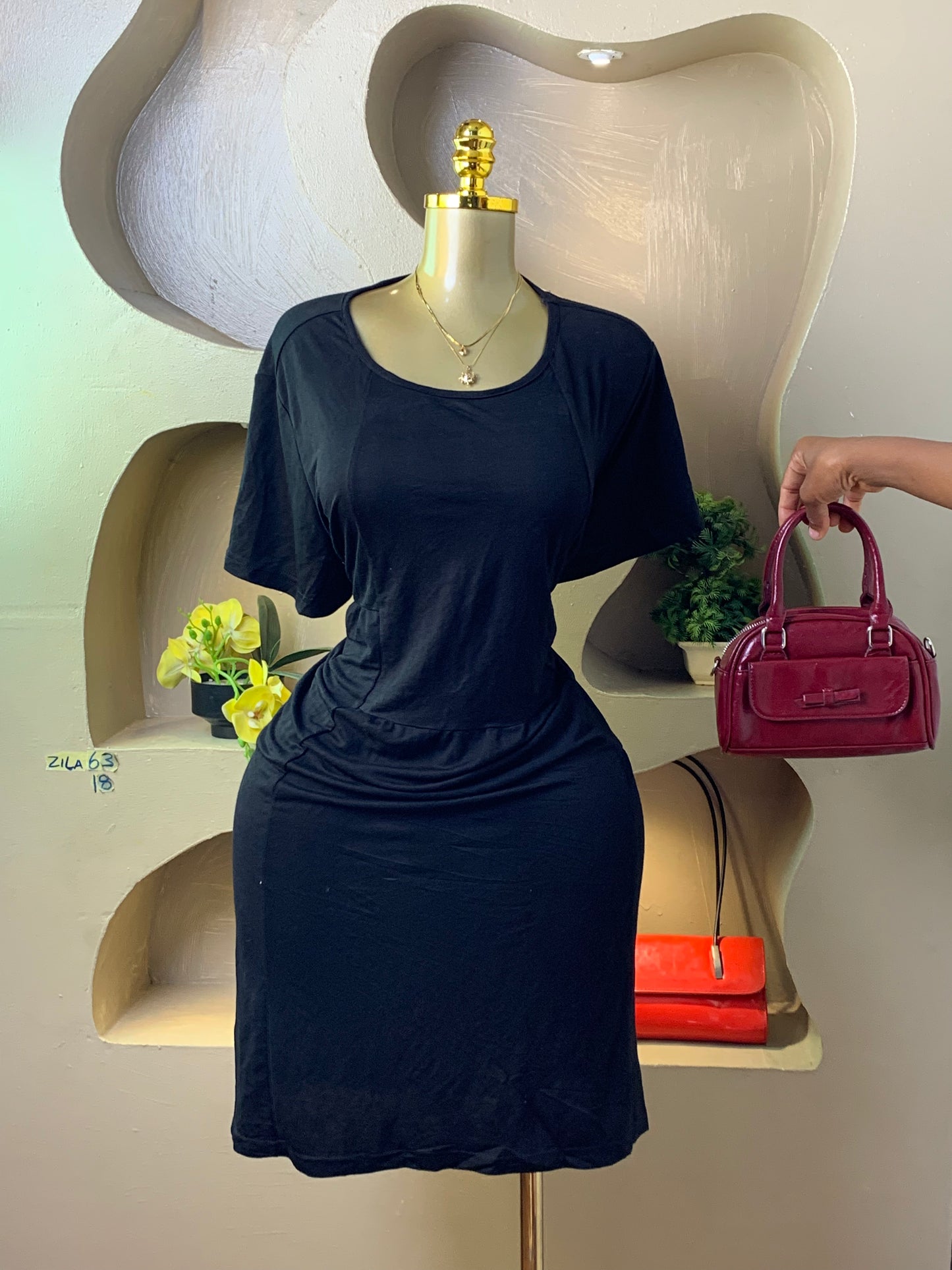 ZILA63 BLACK DRESS SIZE18
