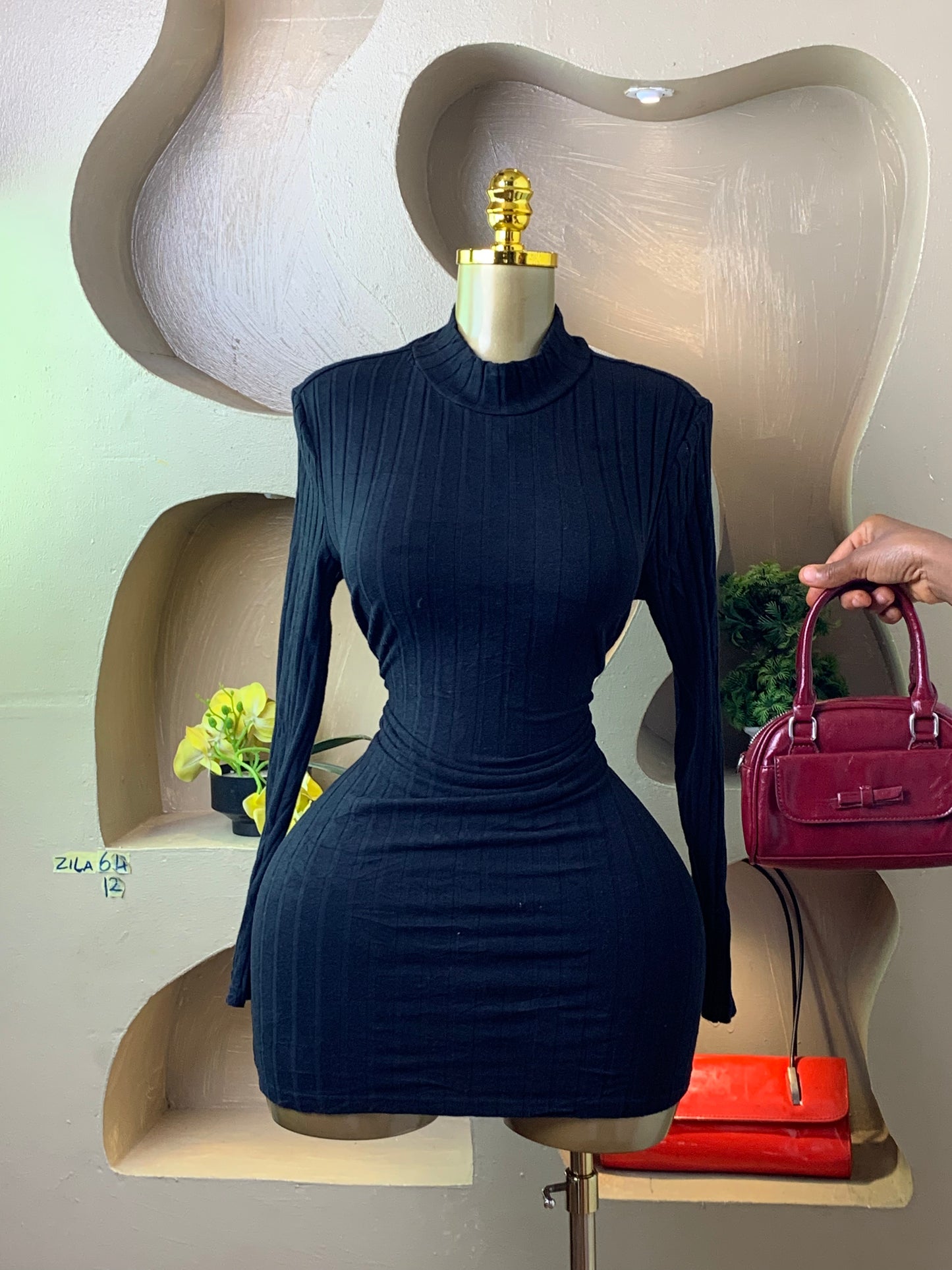 ZILA64 BLACK DRESS SIZE12