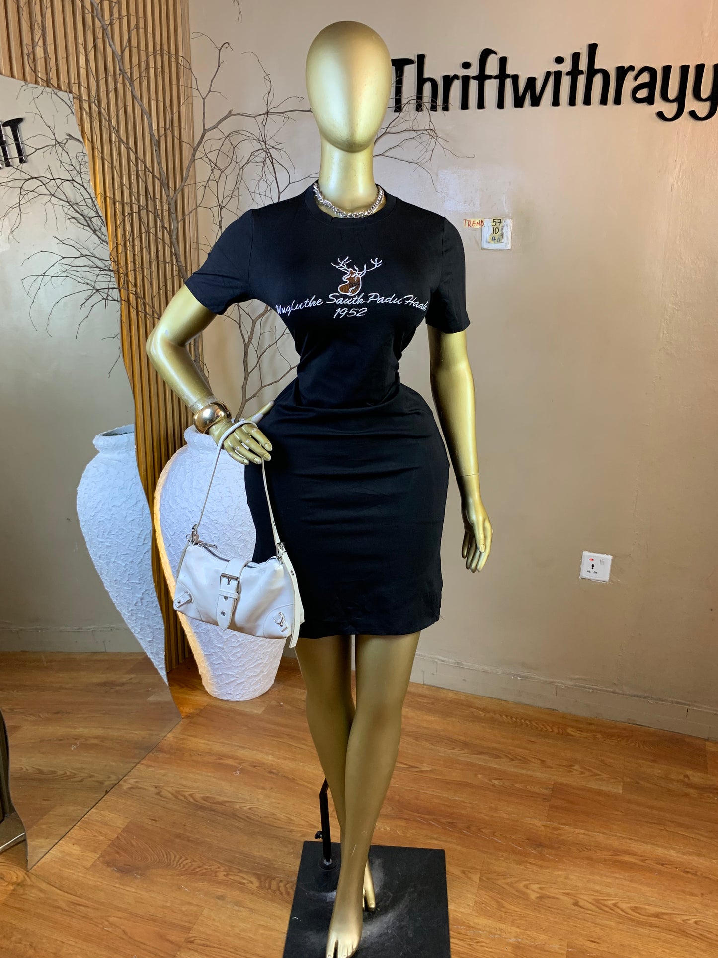 TREND57 SIZE10 Length40 black dress
