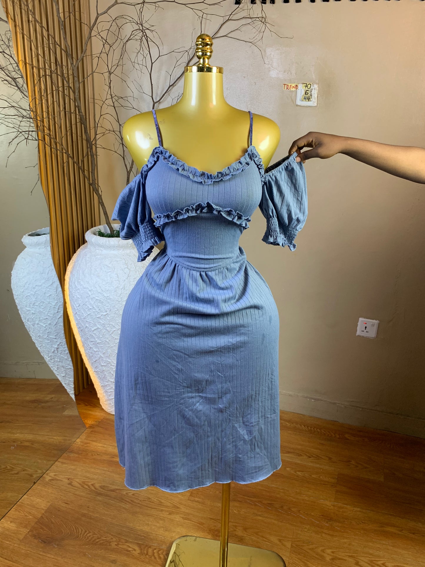 TREND70 SIZE6 Length44 blue dress