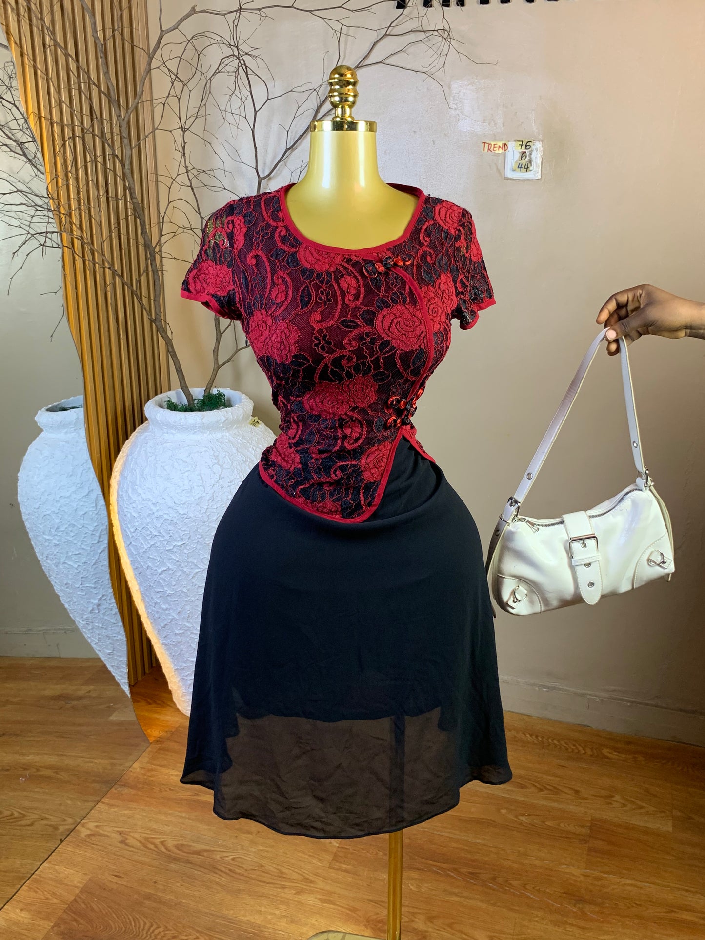 TREND76 SIZE6 Length44 red&black dress