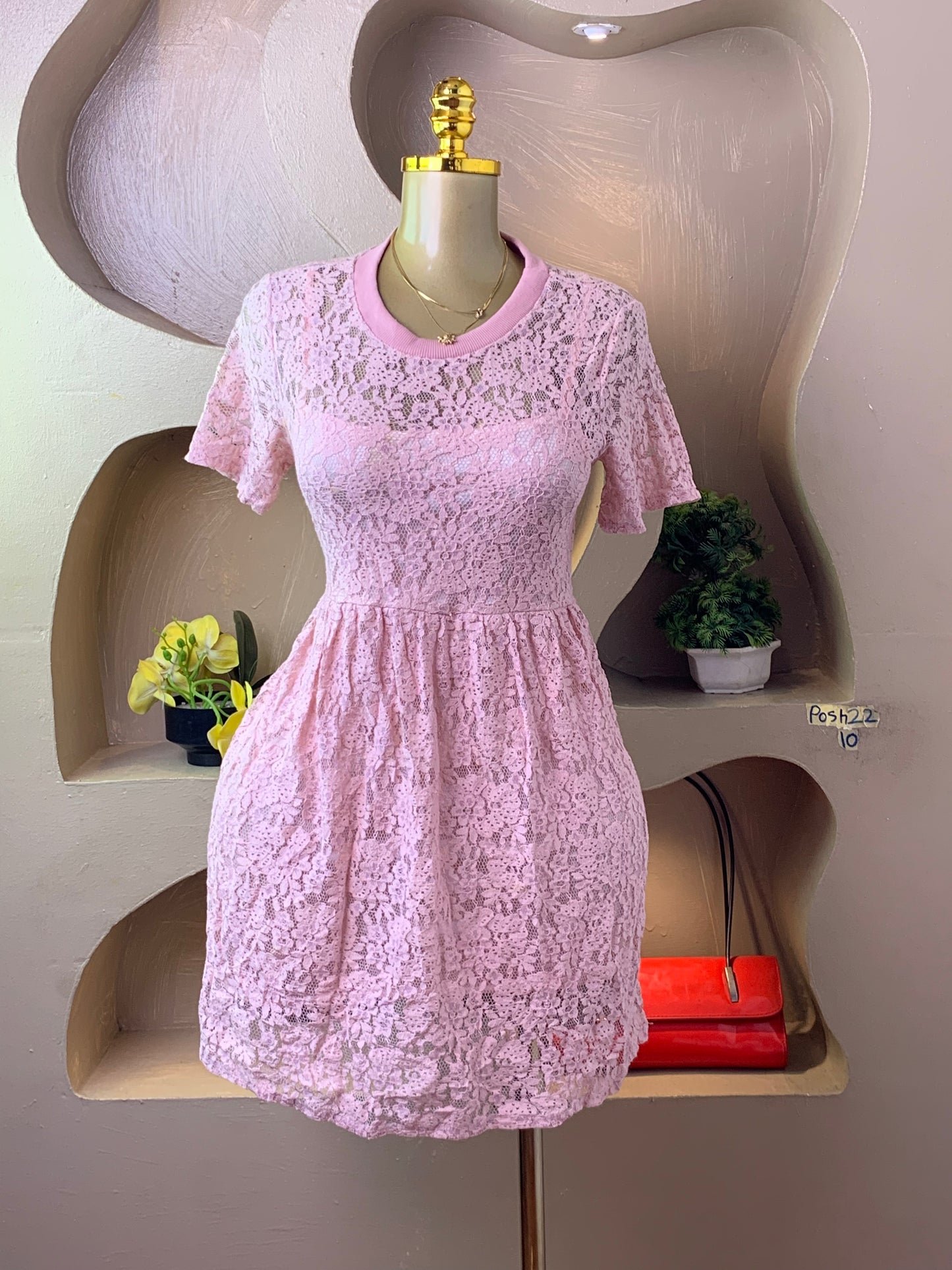 POSH22 PINK DRESS SIZE10